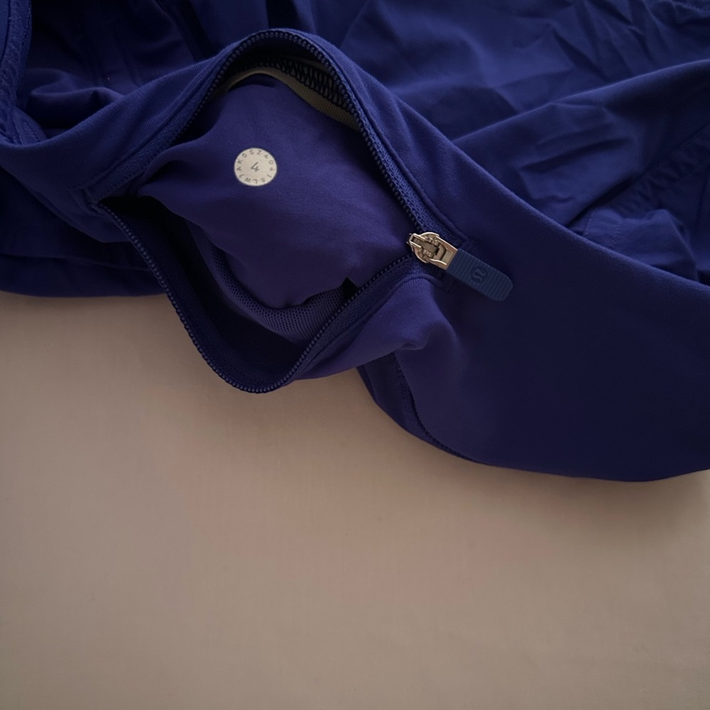 Lululemon Run Times II Shorts *4” Low-Rise, Lazurite purple color size 4 - Picture 5 of 8